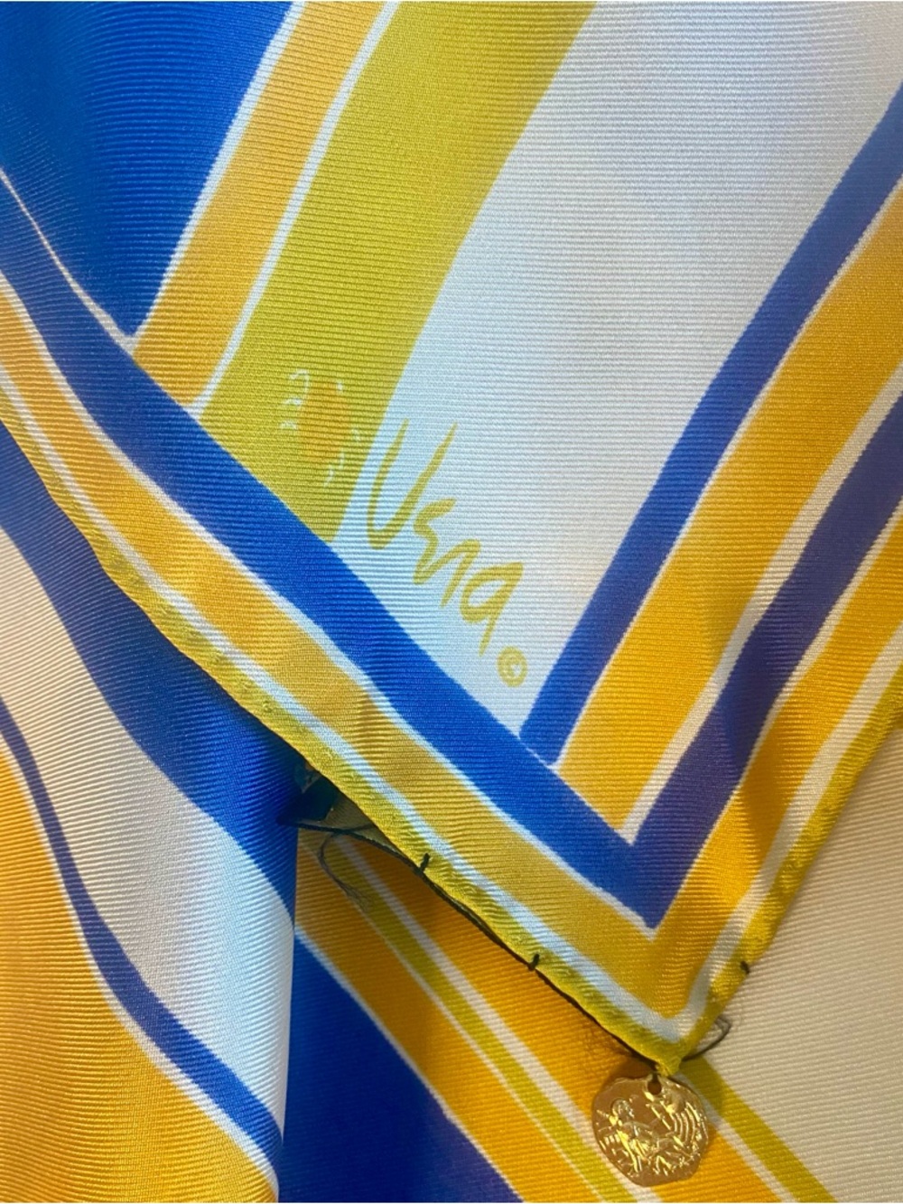 Vera Neumann Gold Piece Collection Scarf – 30.5” x 30.5” - Picture 4 of 6